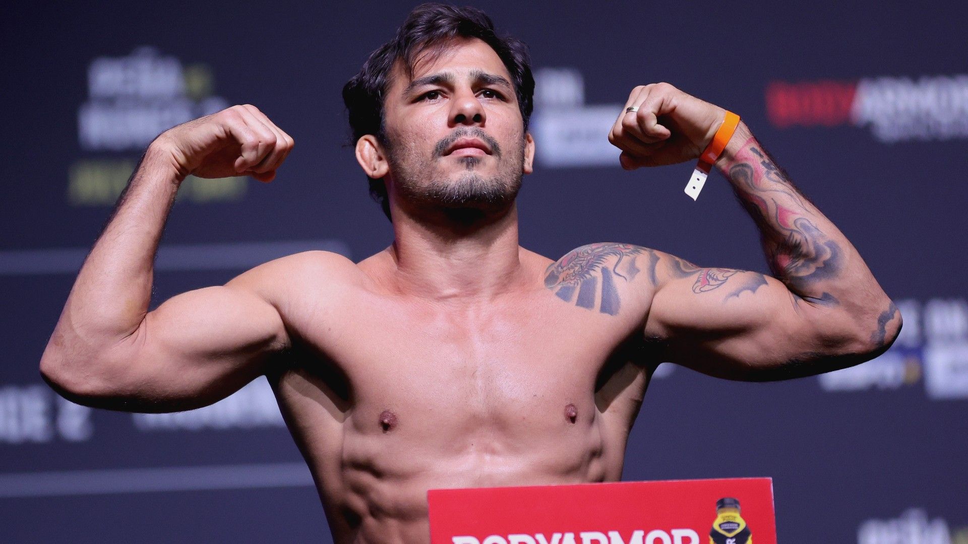 UFCデビューの朝倉海がUFC 310でフライ級王者のパントージャに